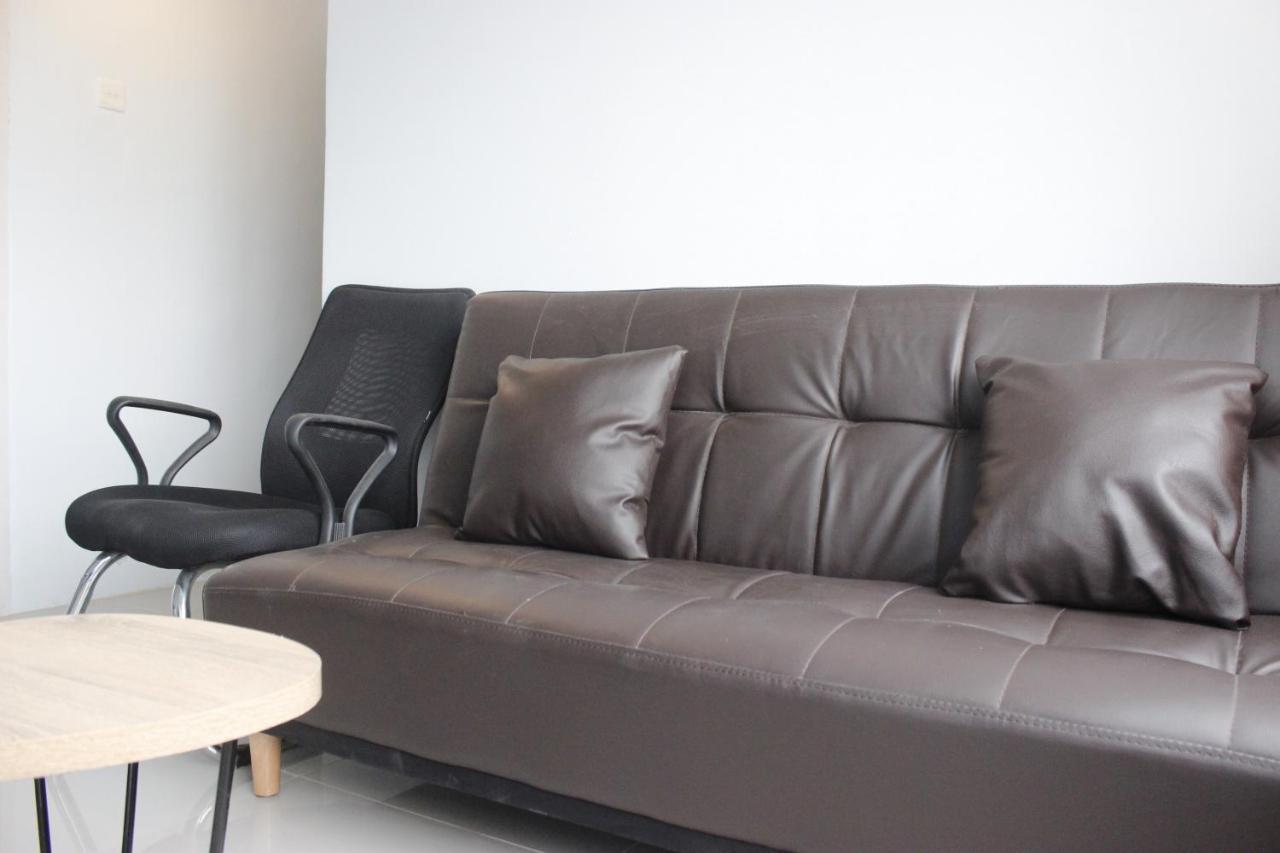 Modest 2Br Apartment At The Jarrdin Cihampelas By Travelio Bandung Ngoại thất bức ảnh